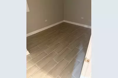 8509 S Brandon Avenue #Gardn, Chicago, IL 60617 - Photo 5