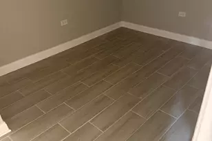 8509 S Brandon Ave, Chicago, IL 60617 - Photo 5