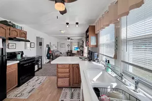 1902 Chicago Ave, Savanna, IL 61074 - Photo 11