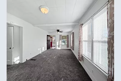 1902 Chicago Avenue, Savanna, IL 61074 - Photo 37