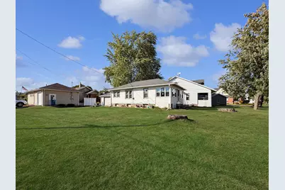 1902 Chicago Avenue, Savanna, IL 61074 - Photo 25