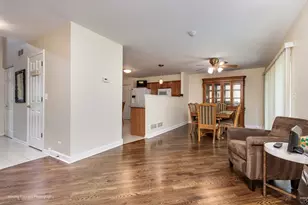 2714 Whitlock Dr, Darien, IL 60561 - Photo 3