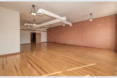 60 S Broadway Avenue, Aurora, IL 60505 - Photo 5