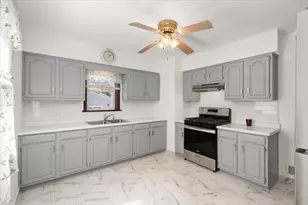 5152 S Lawler St, Chicago, IL 60638 - Photo 11