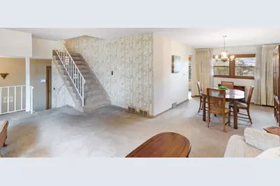 147 Lance Drive, Des Plaines, IL 60016 - Photo 5