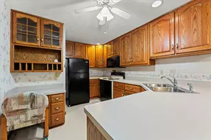 211 S Main St, Argenta, IL 62501 - Photo 11