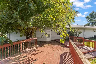 211 S Main St, Argenta, IL 62501 - Photo 25