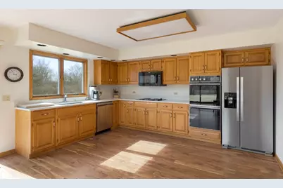 14N515 Highland Avenue, Elgin, IL 60124 - Photo 9