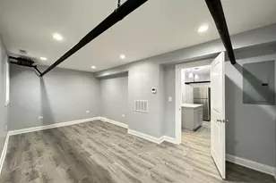 1224 W Rosemont Ave, Chicago, IL 60660 - Photo 15