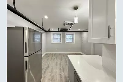1224 W Rosemont Avenue #GDN, Chicago, IL 60660 - Photo 5