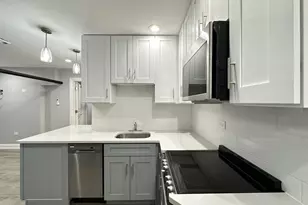 1224 W Rosemont Ave, Chicago, IL 60660 - Photo 3