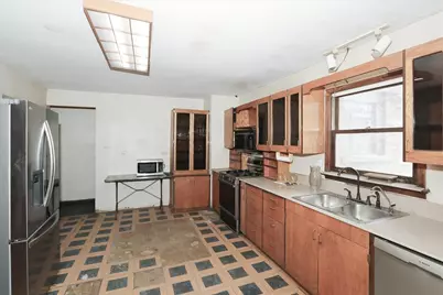 1326 Summit Drive, Schaumburg, IL 60193 - Photo 9