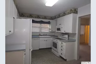 405 E Main, Laharp(*), IL 61450 - Photo 7