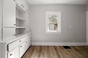 1179 S 4th Ave, Kankakee, IL 60901 - Photo 9