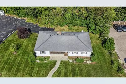 704 E 9th Street, Lockport, IL 60441 - Photo 3