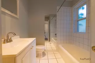 4240 N Clarendon Ave, Chicago, IL 60613 - Photo 13