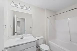 1012 Waters Edge Rd, Champaign, IL 61822 - Photo 31