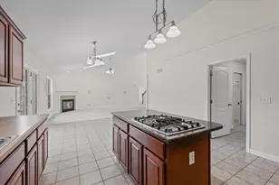 1012 Waters Edge Rd, Champaign, IL 61822 - Photo 17