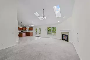 1012 Waters Edge Rd, Champaign, IL 61822 - Photo 7