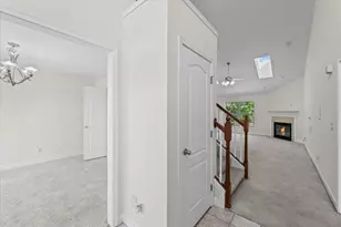 1012 Waters Edge Rd, Champaign, IL 61822 - Photo 5