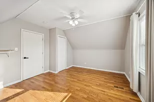 2224 N 75th Ct, Elmwood Park, IL 60707 - Photo 15