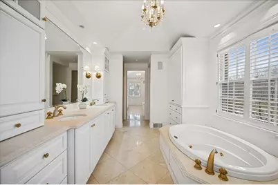 [Address not provided], Wilmette, IL 60091 - Photo 23