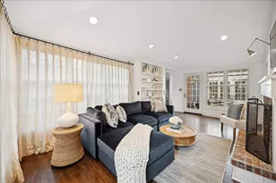 [Address not provided], Wilmette, IL 60091 - Photo 17