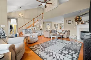 3509 Ballyford Dr, Bloomington, IL 61704 - Photo 9