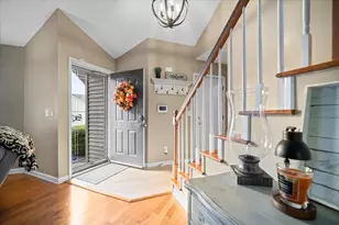 3509 Ballyford Dr, Bloomington, IL 61704 - Photo 5