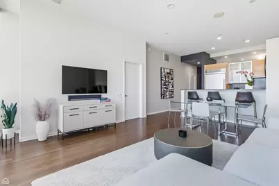 [Address not provided], Chicago, IL 60654 - Photo 9