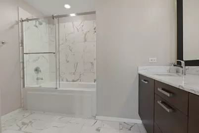 [Address not provided], Chicago, IL 60654 - Photo 19