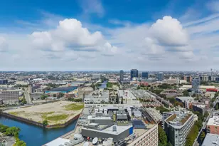 [Address not provided], Chicago, IL 60654 - Photo 7