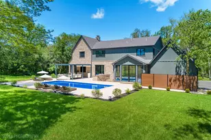 699 Plum Tree Rd, Barrington Hills, IL 60010 - Photo 5