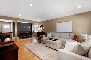 10913 Martindale Dr, Westchester, IL 60154 - Photo 3