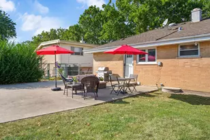 10913 Martindale Dr, Westchester, IL 60154 - Photo 27