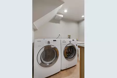 244 N Jackson Road, Clarendon Hills, IL 60514 - Photo 23