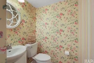 31 Troy St, Fox Lake, IL 60020 - Photo 9