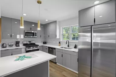 7125 Simpson Street, Morton Grove, IL 60053 - Photo 13