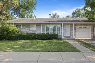 7125 Simpson St, Morton Grove, IL 60053 - Photo 1