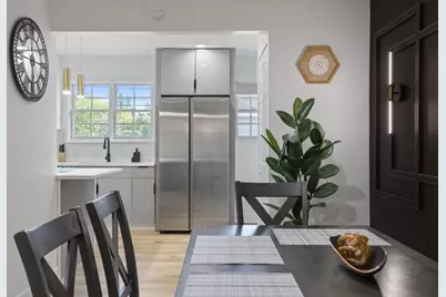 7125 Simpson Street, Morton Grove, IL 60053 - Photo 9