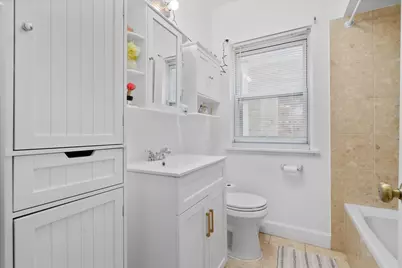 2318 N 73rd Avenue, Elmwood Park, IL 60707 - Photo 9