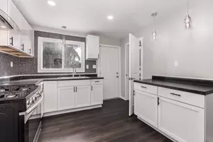 306 E Martin St, Forrest, IL 61741 - Photo 13