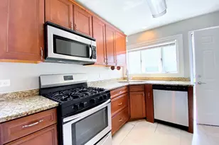 3003 Longfellow Ave, Hazel Crest, IL 60429 - Photo 3