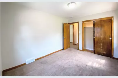 3003 Longfellow Avenue, Hazel Crest, IL 60429 - Photo 9