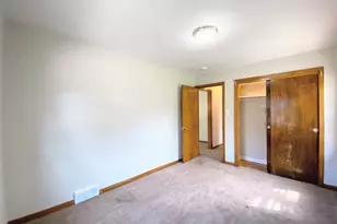 3003 Longfellow Ave, Hazel Crest, IL 60429 - Photo 9