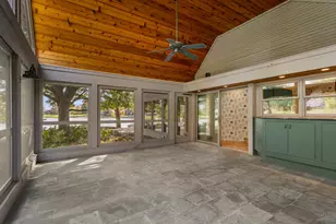 4002 Lakepoint Rd, Champaign, IL 61822 - Photo 11