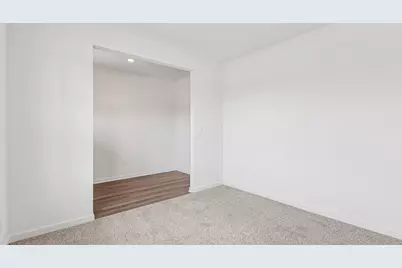 2516 Winterberry Trail, Wonder Lake, IL 60097 - Photo 5