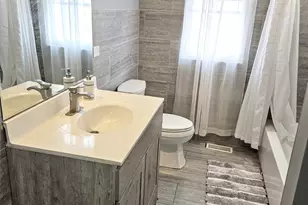 4054 Fern Ave, Lyons, IL 60534 - Photo 9