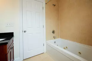 1609 W Farwell Ave, Chicago, IL 60626 - Photo 9