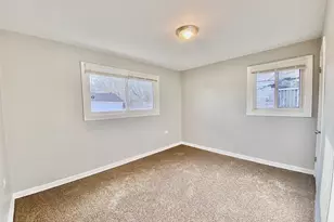 14622 Kenwood Ave, Dolton, IL 60419 - Photo 9